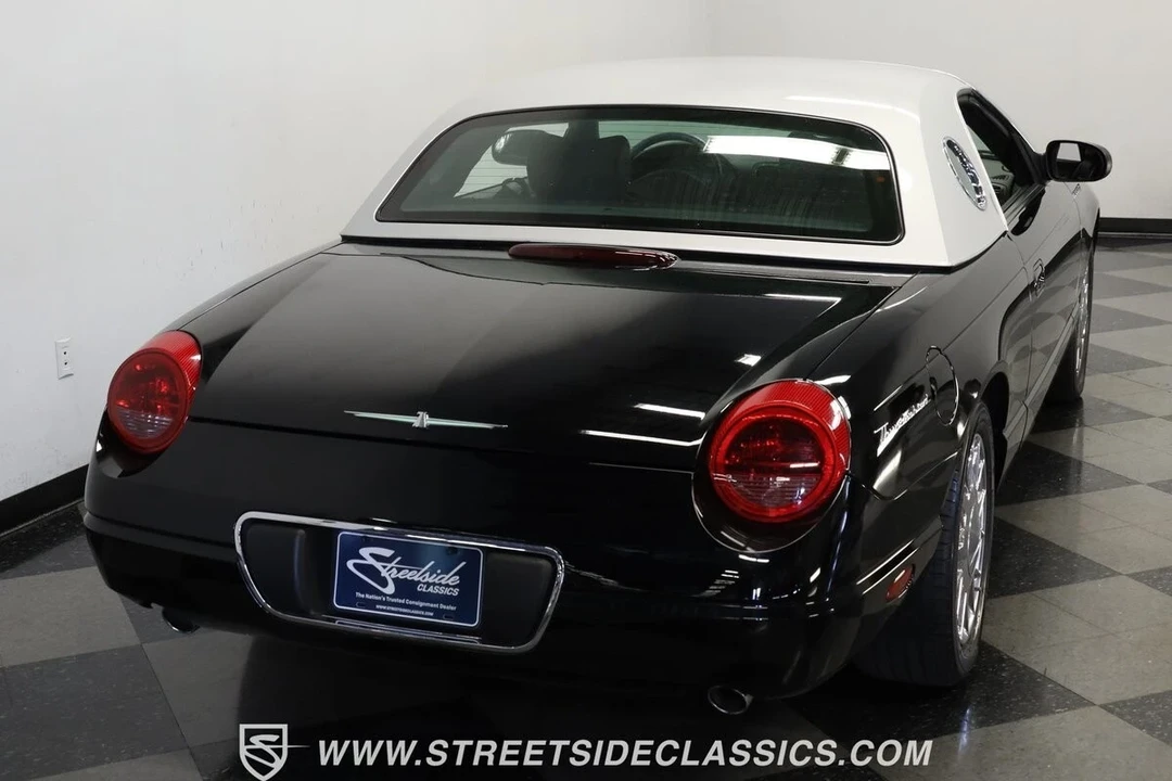 2002 Ford Thunderbird 11th Gen - Image 10 of 12