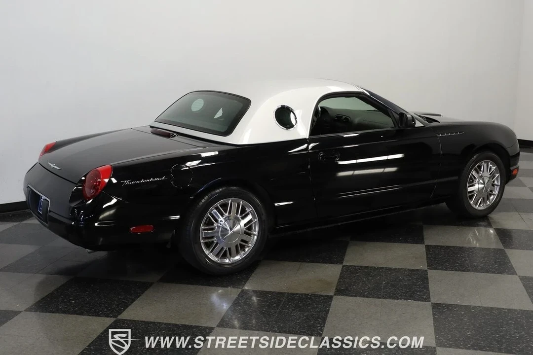 2002 Ford Thunderbird 11th Gen - Image 12 of 12