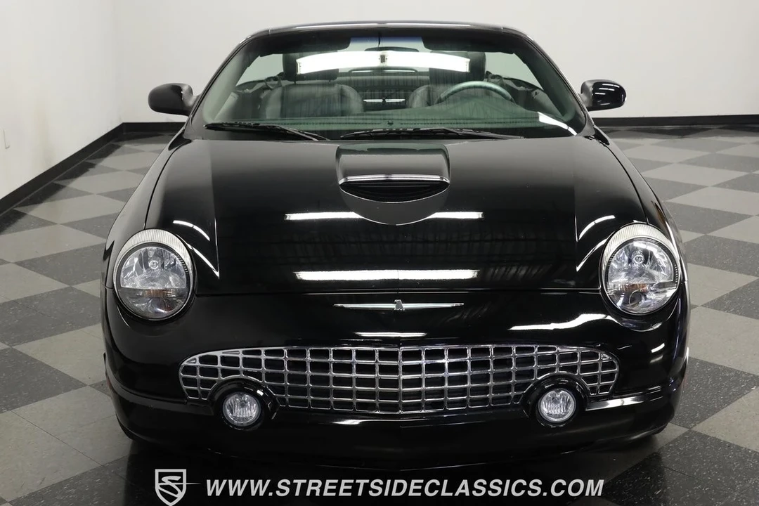 2002 Ford Thunderbird 11th Gen - Image 16 of 21
