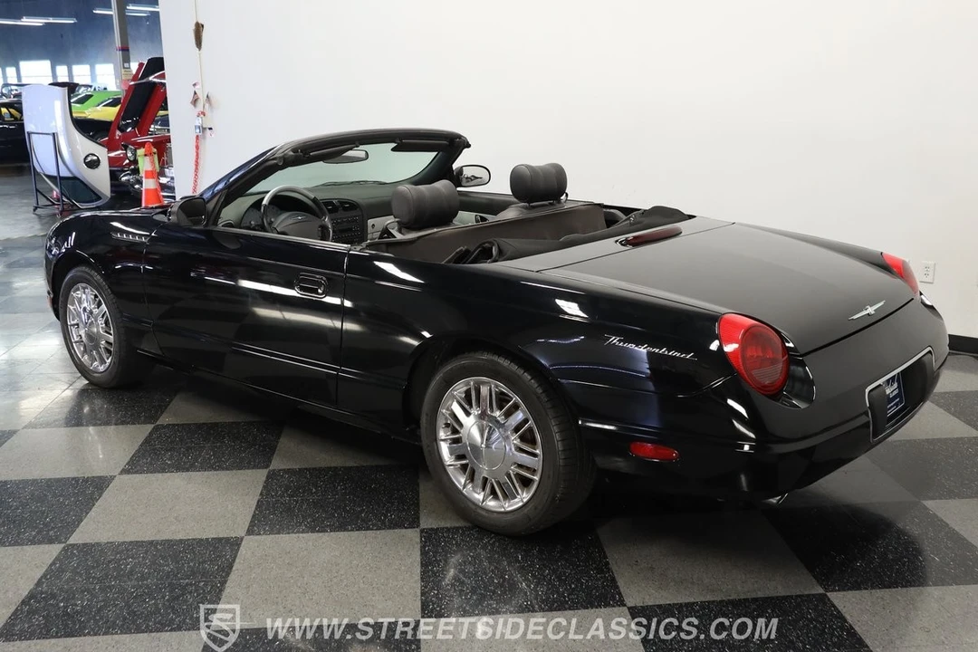 2002 Ford Thunderbird 11th Gen - Image 8 of 12
