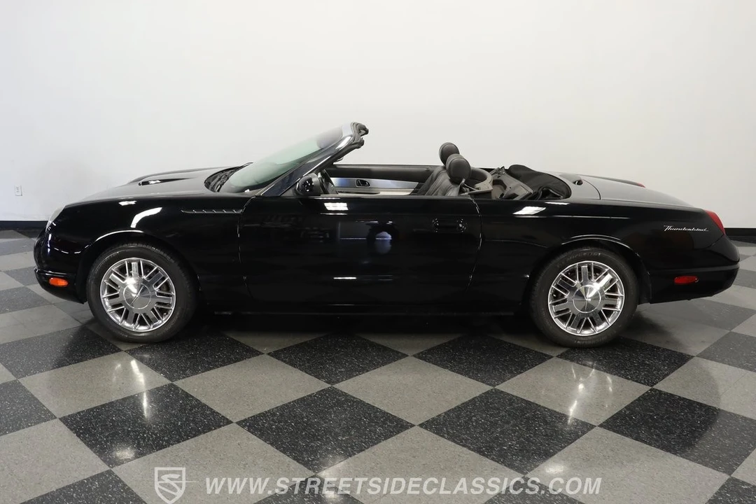 2002 Ford Thunderbird 11th Gen - Image 3 of 12