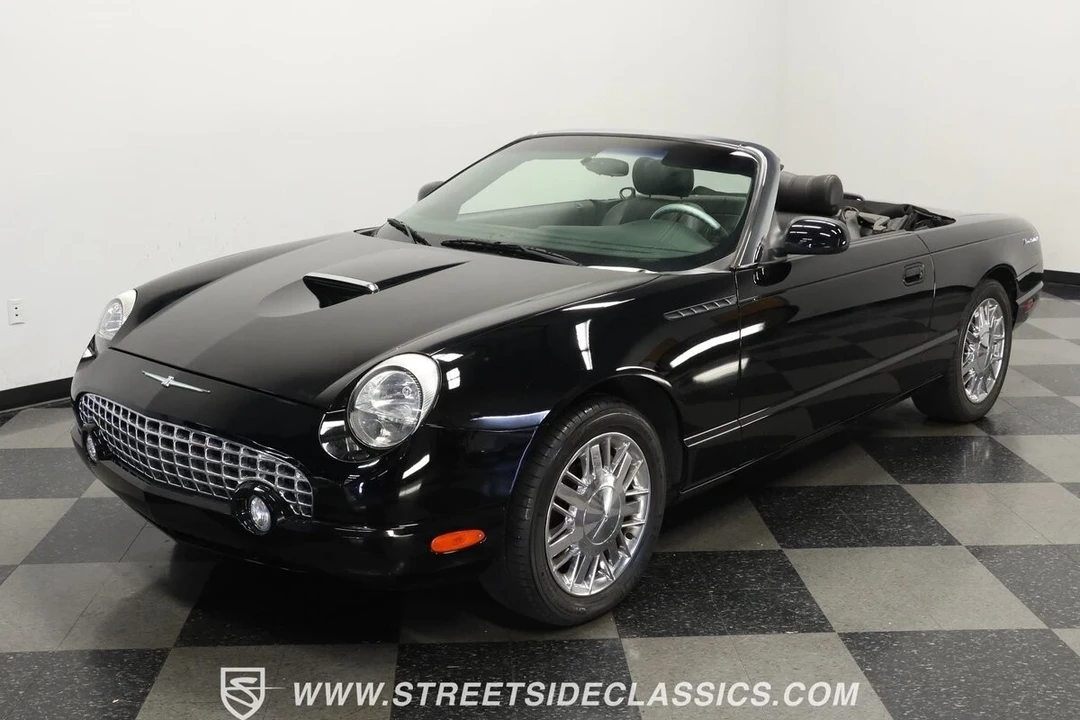 2002 Ford Thunderbird 11th Gen - Image 18 of 21