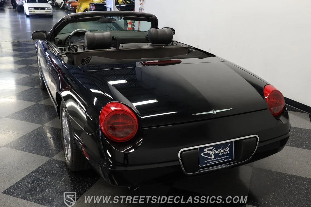 2002 Ford Thunderbird 11th Gen - Image 9 of 12
