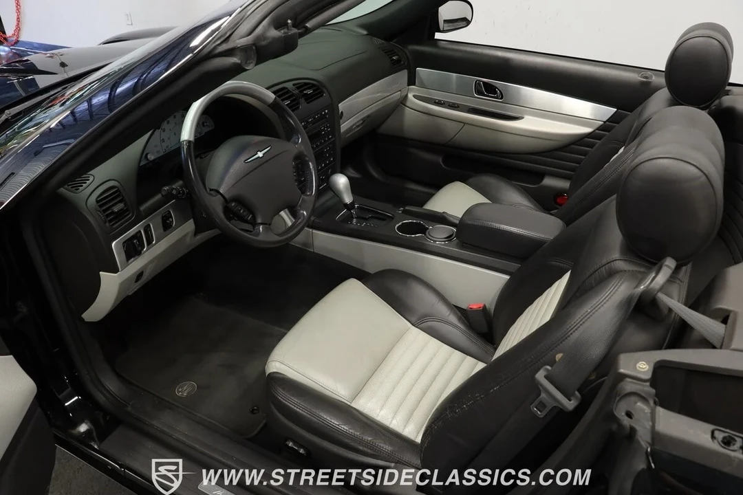 2002 Ford Thunderbird 11th Gen - Image 5 of 12