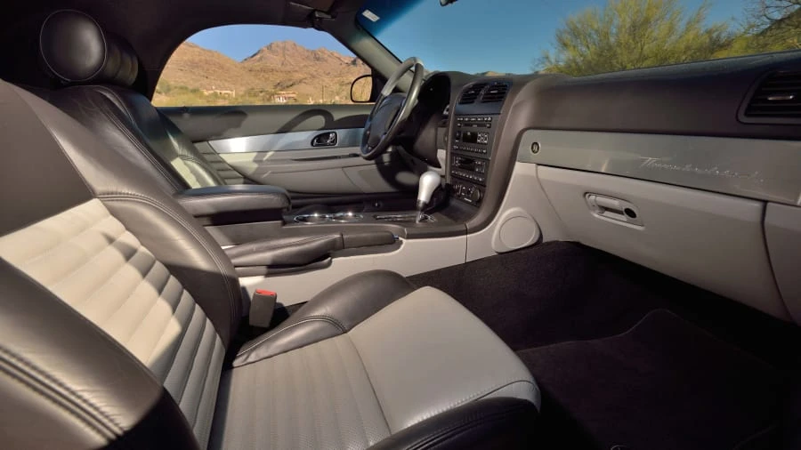 2002 Ford Thunderbird 11th Gen - Image 5 of 29