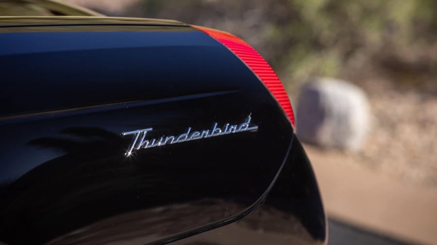2002 Ford Thunderbird 11th Gen - Image 10 of 23