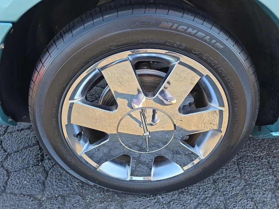 2002 Ford Thunderbird 11th Gen - Image 17 of 21