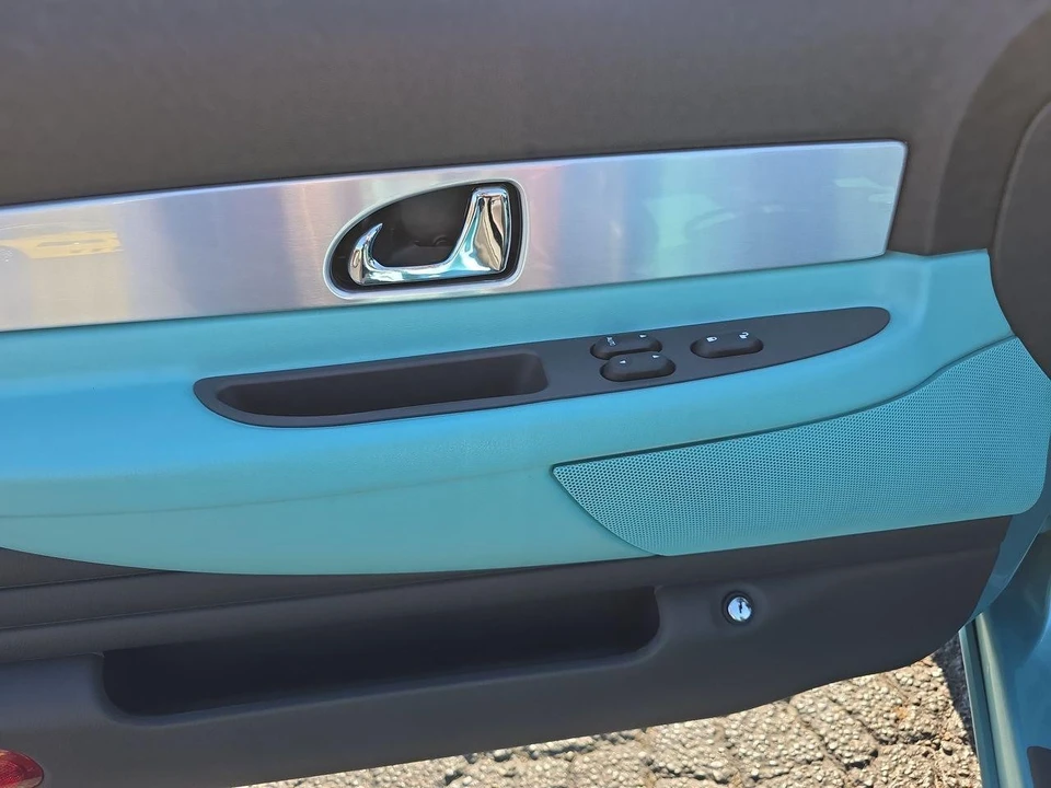 2002 Ford Thunderbird 11th Gen - Image 5 of 21