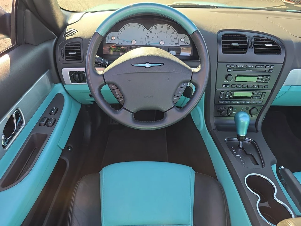 2002 Ford Thunderbird 11th Gen - Image 6 of 21