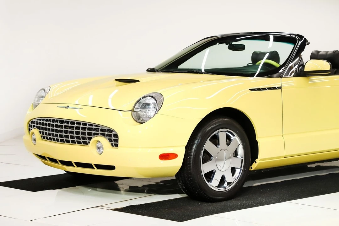 2002 Ford Thunderbird 11th Gen - Image 20 of 31