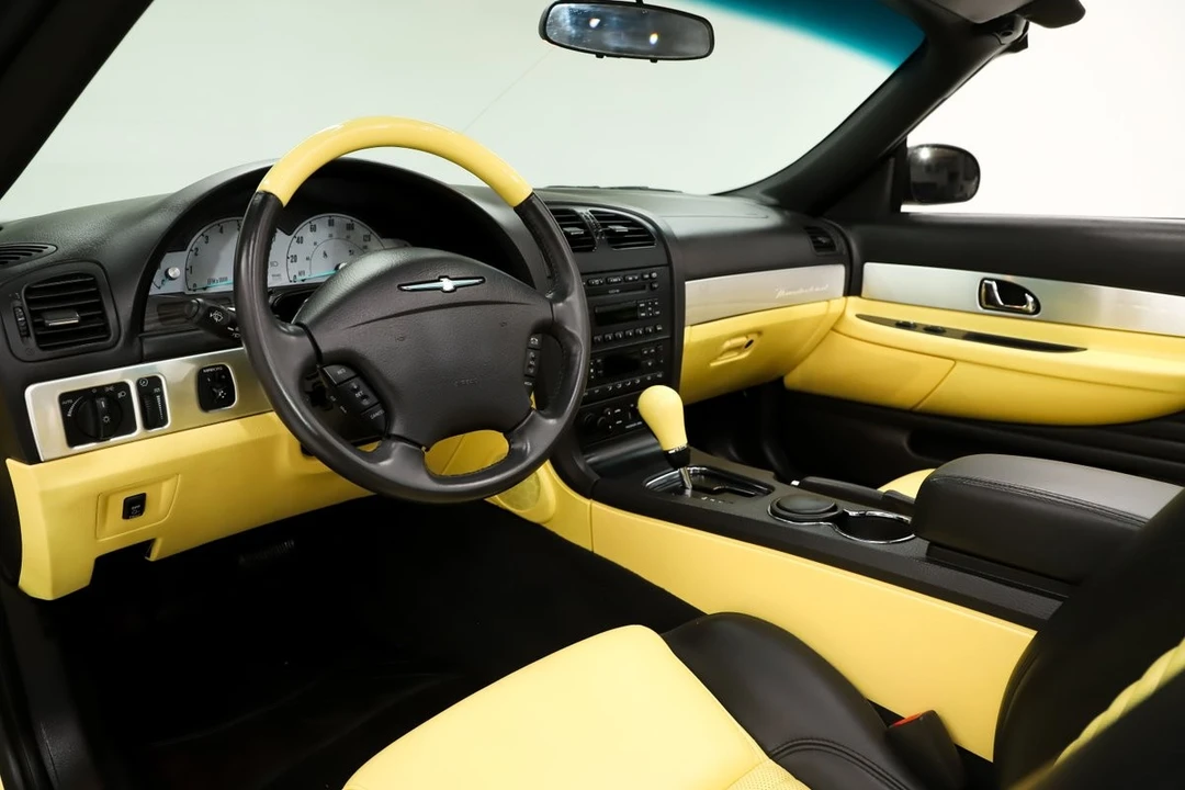 2002 Ford Thunderbird 11th Gen - Image 2 of 31
