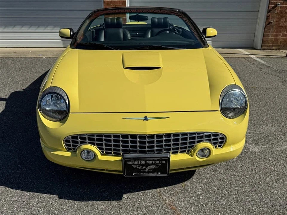 2002 Ford Thunderbird 11th Gen - Image 12 of 31