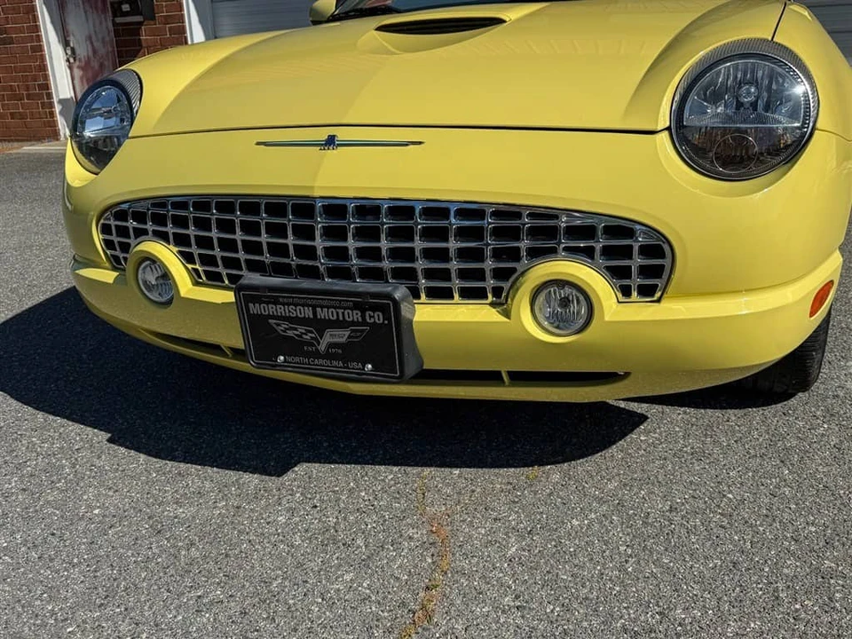 2002 Ford Thunderbird 11th Gen - Image 16 of 31