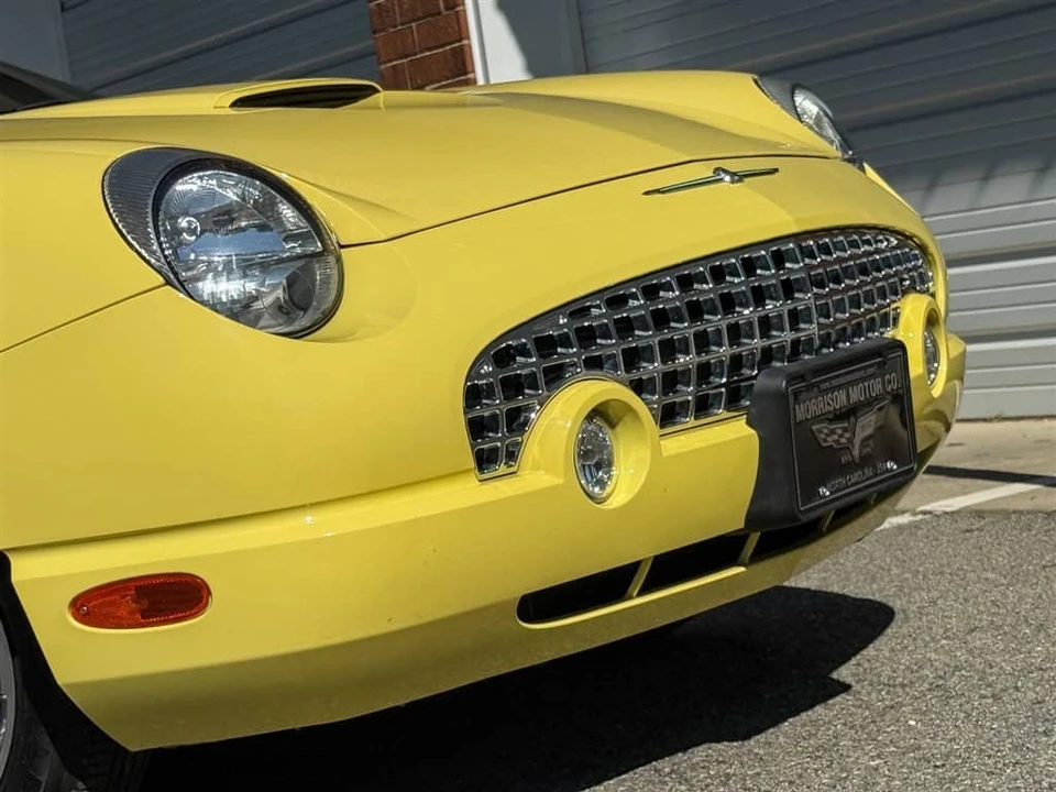 2002 Ford Thunderbird 11th Gen - Image 29 of 31