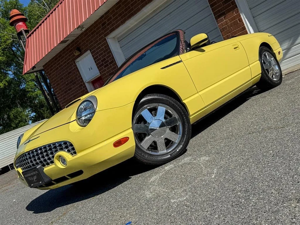 2002 Ford Thunderbird 11th Gen - Image 6 of 31