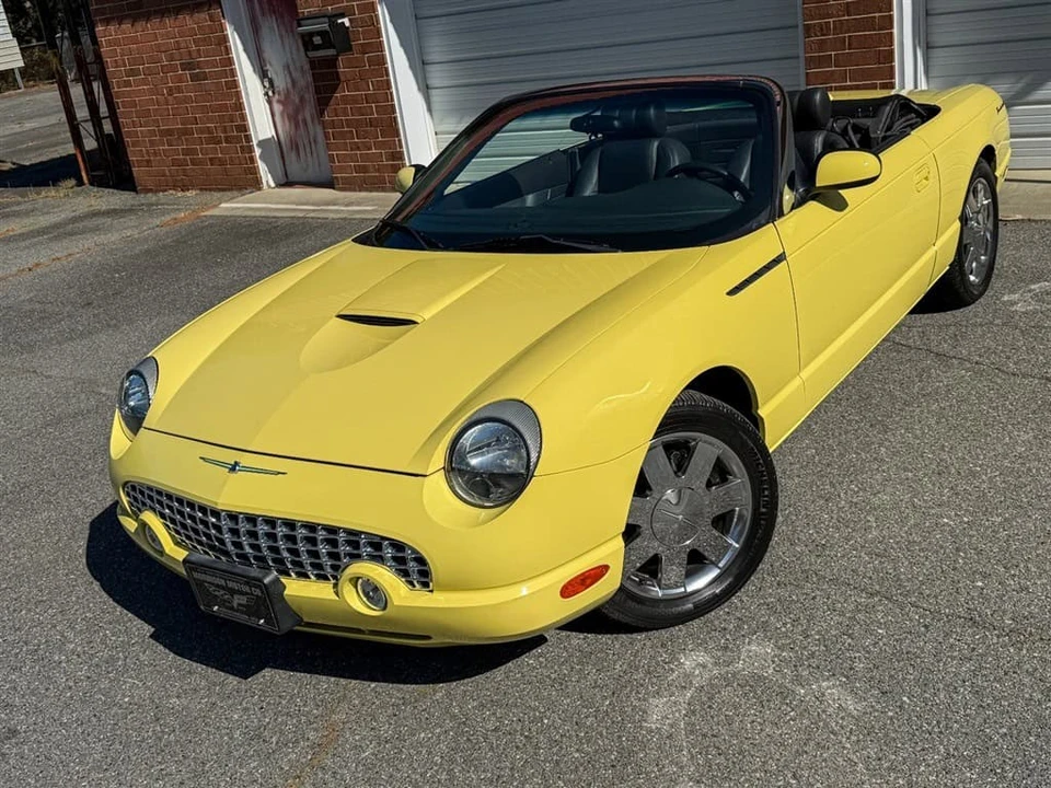 2002 Ford Thunderbird 11th Gen - Image 9 of 31