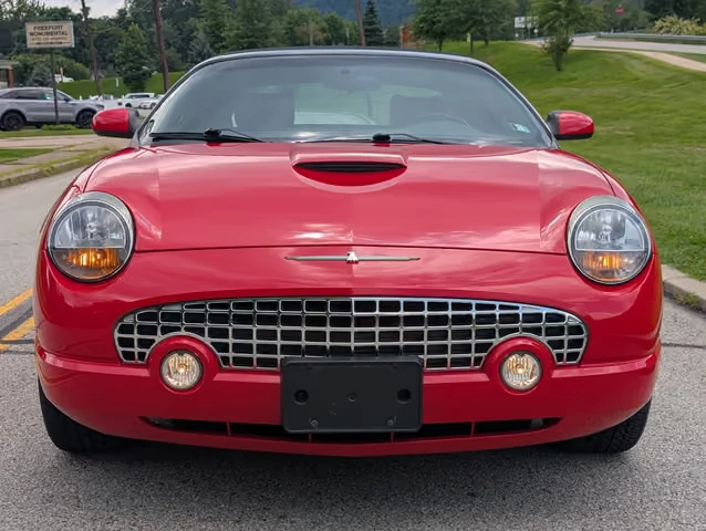 2002 Ford Thunderbird 11th Gen - Image 6 of 13