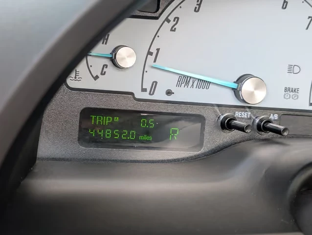 2002 Ford Thunderbird 11th Gen - Image 12 of 13