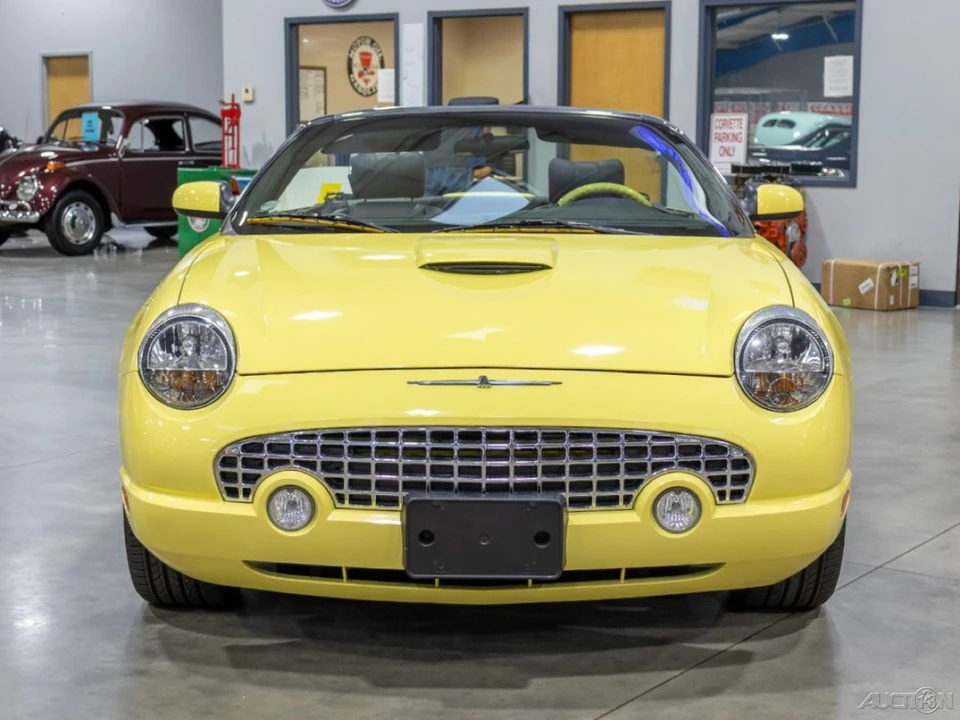 2002 Ford Thunderbird 11th Gen - Image 2 of 21