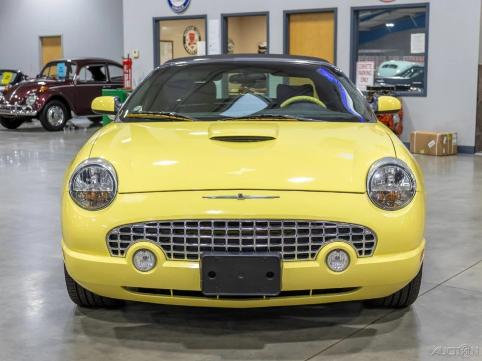 2002 Ford Thunderbird 11th Gen - Image 10 of 21