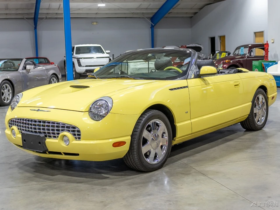 2002 Ford Thunderbird 11th Gen - Image 3 of 21