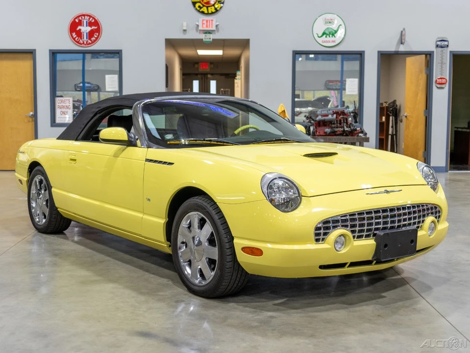 2002 Ford Thunderbird 11th Gen - Image 9 of 21