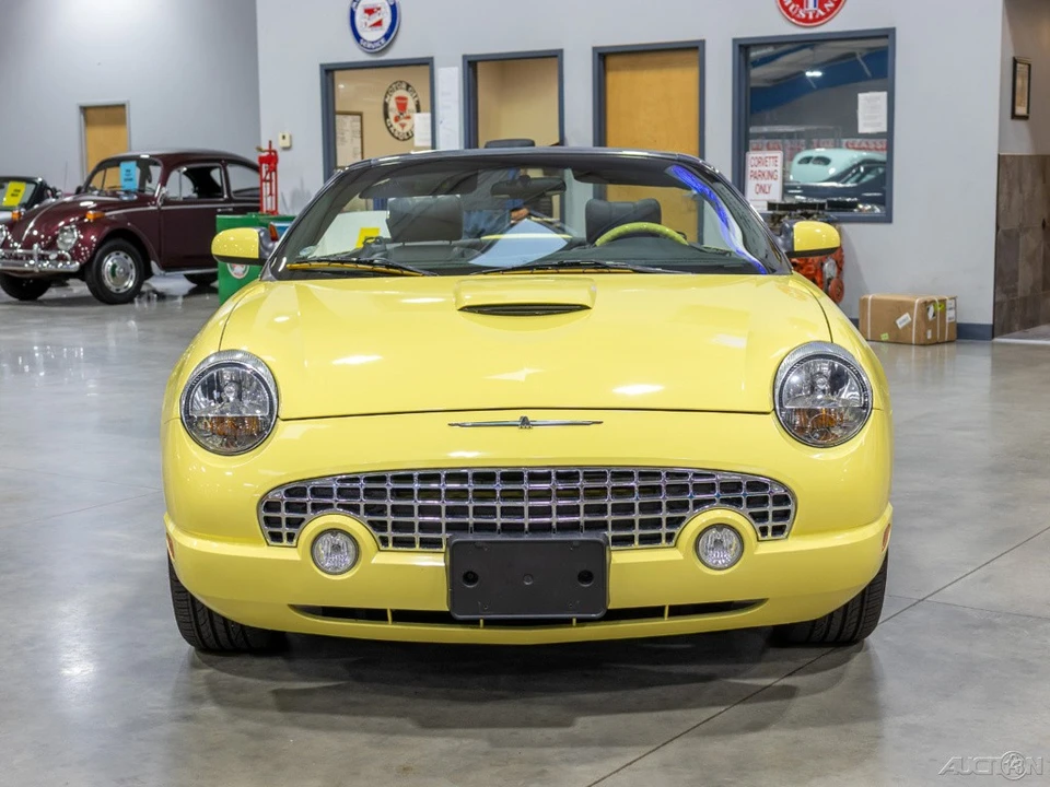 2002 Ford Thunderbird 11th Gen - Image 2 of 21