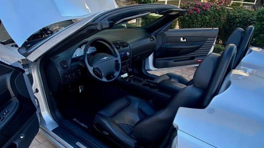 2002 Ford Thunderbird 11th Gen - Image 4 of 16