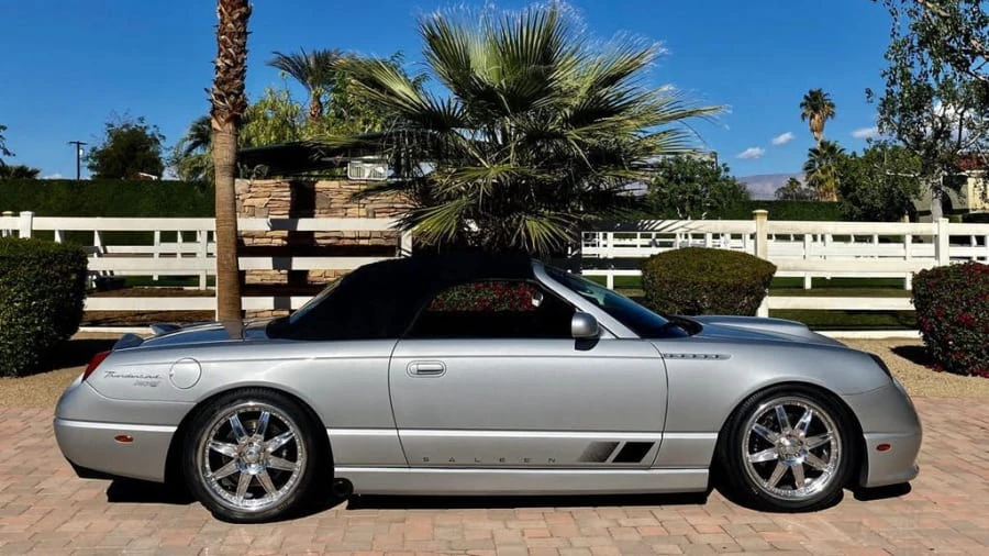 2002 Ford Thunderbird 11th Gen - Image 15 of 16