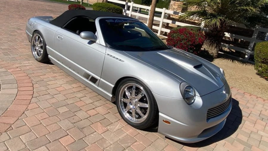 2002 Ford Thunderbird 11th Gen - Image 16 of 16