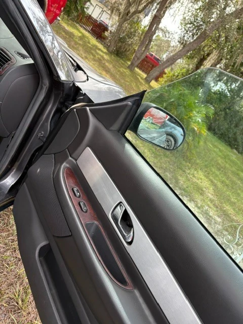 2002 Ford Thunderbird 11th Gen - Image 9 of 11