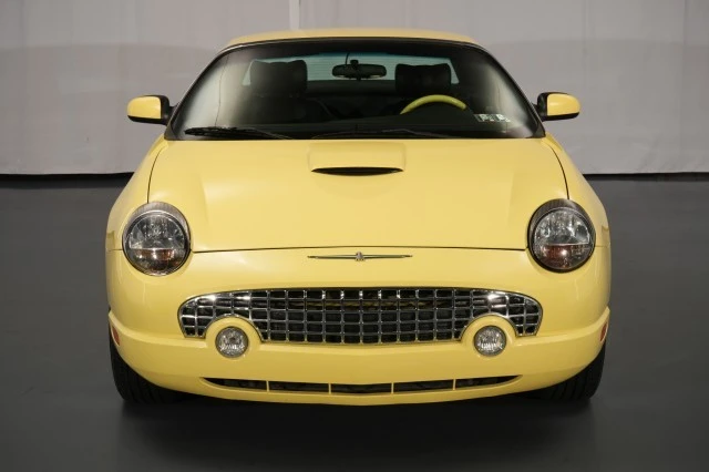 2002 Ford Thunderbird 11th Gen - Image 13 of 31