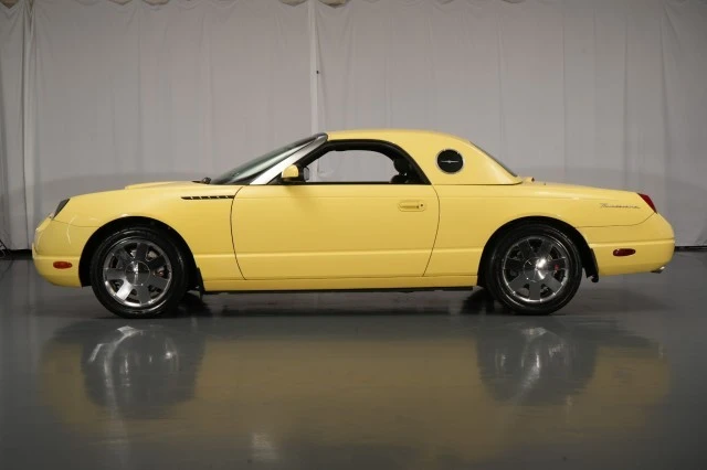 2002 Ford Thunderbird 11th Gen - Image 3 of 31