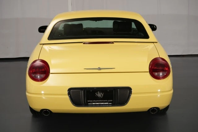 2002 Ford Thunderbird 11th Gen - Image 26 of 31