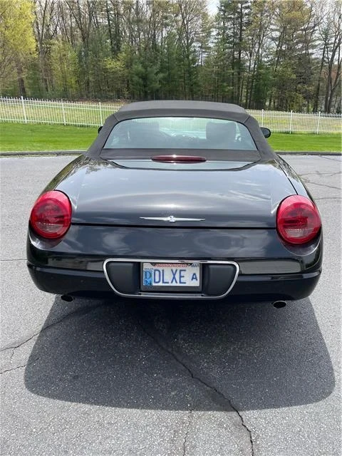 2002 Ford Thunderbird 11th Gen - Image 13 of 23