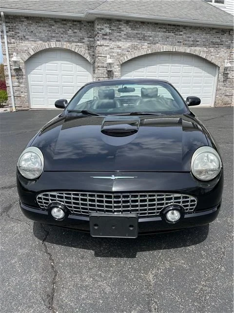 2002 Ford Thunderbird 11th Gen - Image 12 of 23