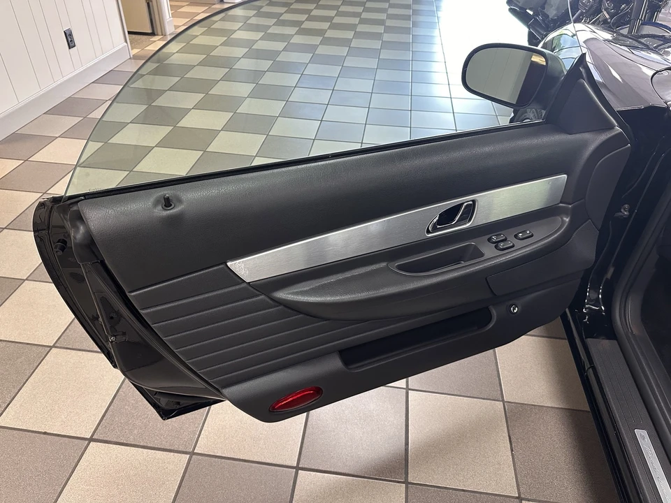 2002 Ford Thunderbird 11th Gen - Image 8 of 12