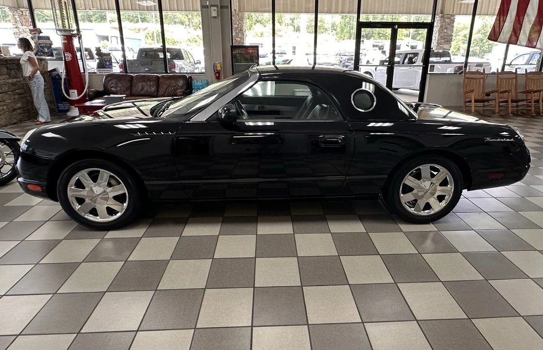 2002 Ford Thunderbird 11th Gen - Image 4 of 21