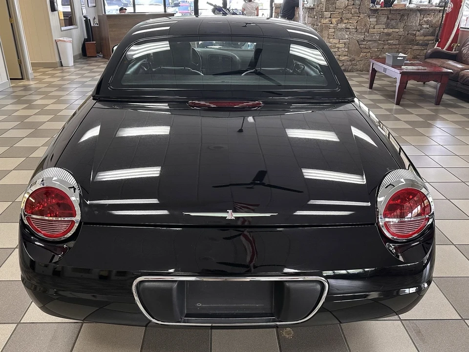 2002 Ford Thunderbird 11th Gen - Image 6 of 21