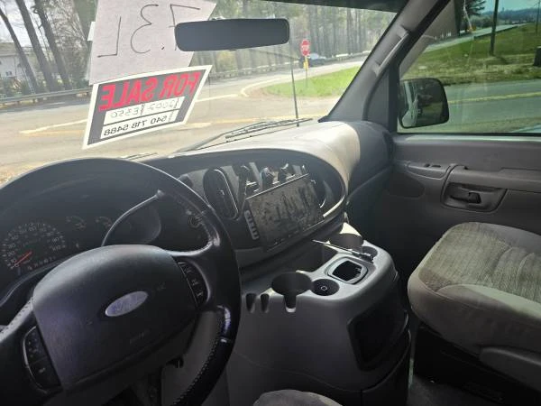 2002 Ford Econoline Van - Image 4 of 8