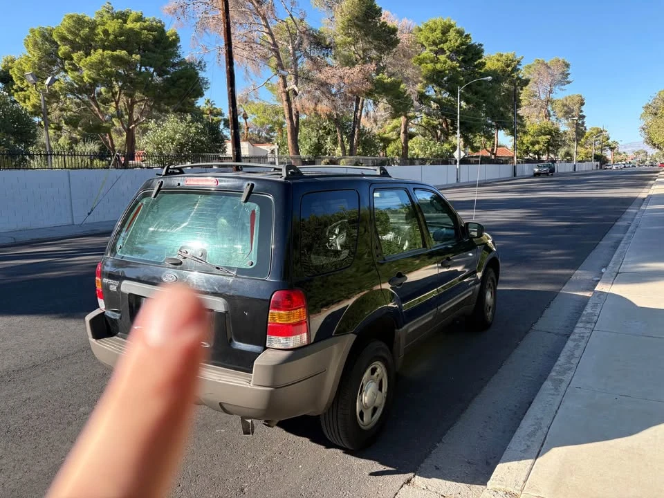 2002 Ford Escape - Image 3 of 11