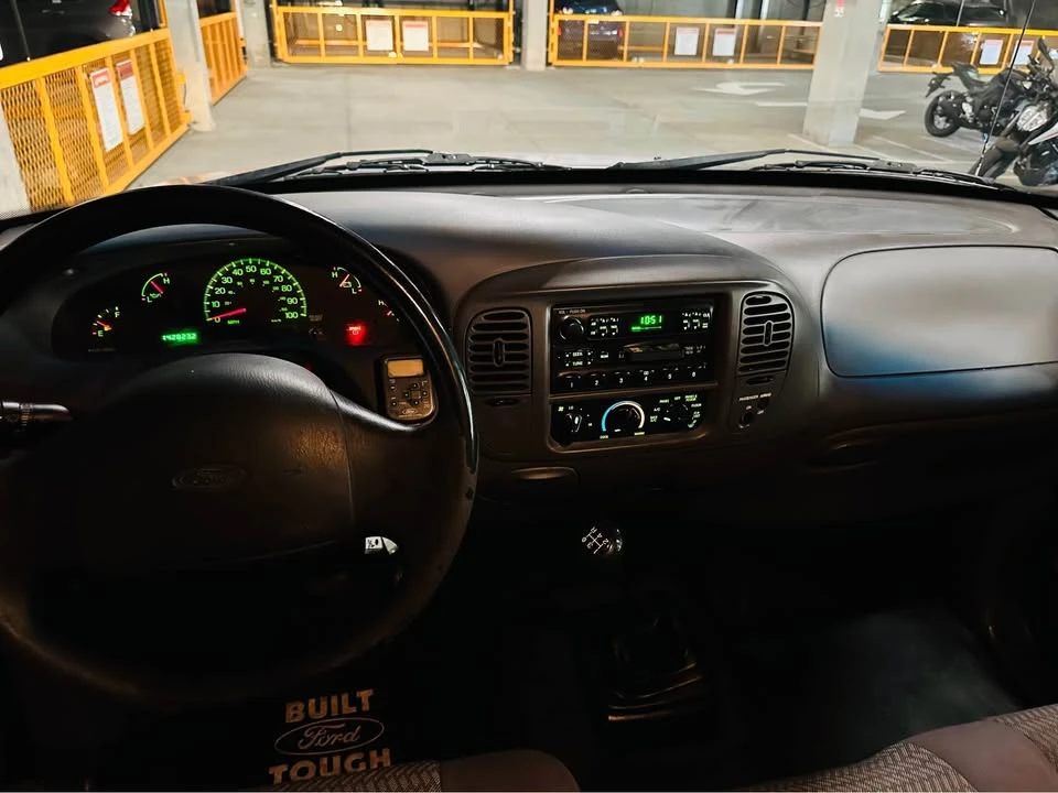 2002 Ford F-150 10th Gen - Image 2 of 9