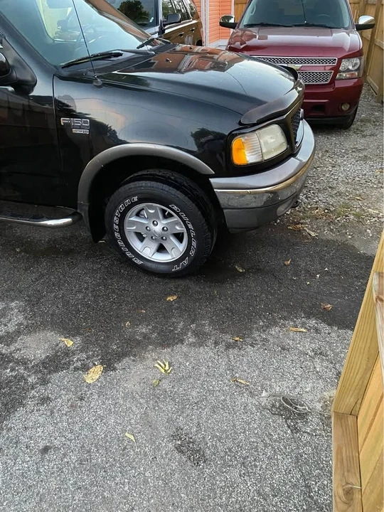 2002 Ford F-150 10th Gen - Image 3 of 20
