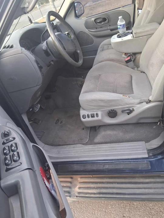 2002 Ford F-150 10th Gen - Image 5 of 8
