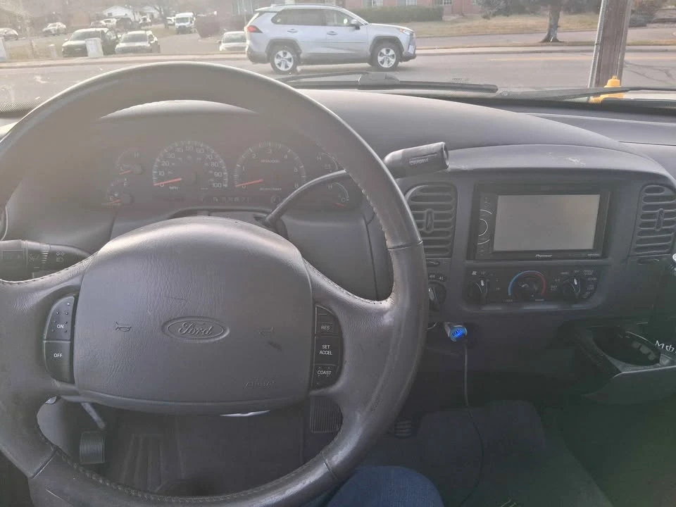 2002 Ford F-150 10th Gen - Image 4 of 8