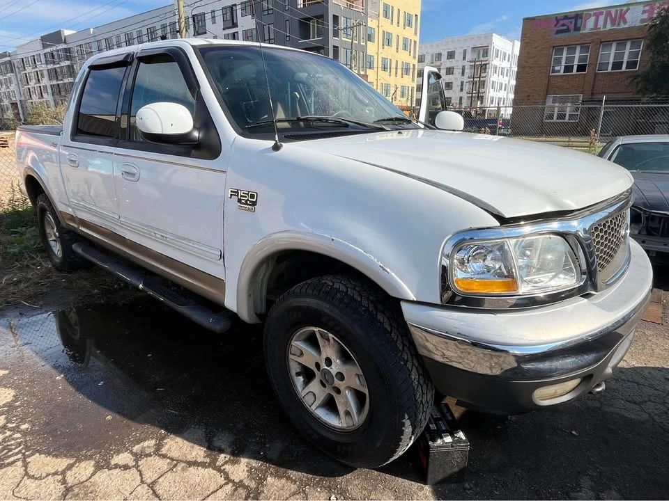 2002 Ford F-150 10th Gen - Image 2 of 6