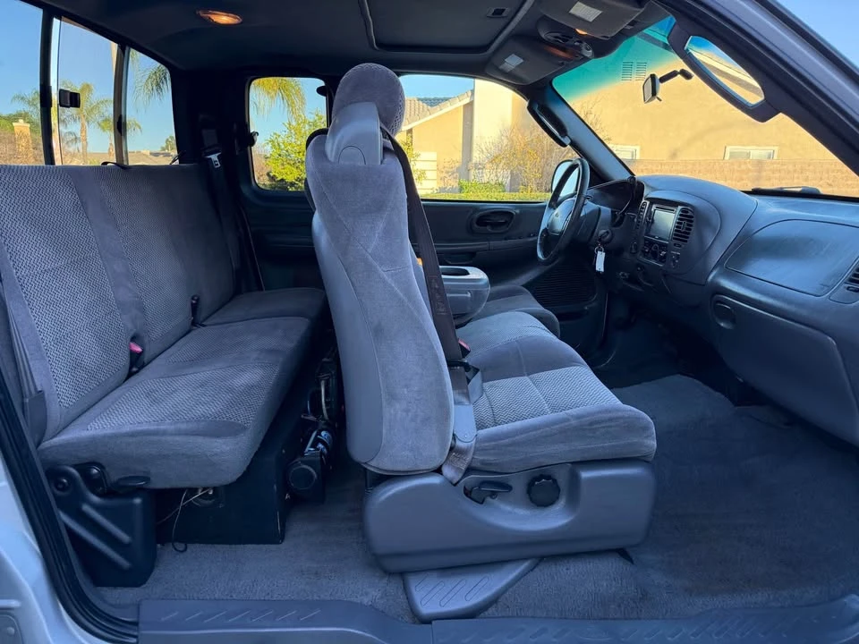 2002 Ford F-150 10th Gen - Image 7 of 15