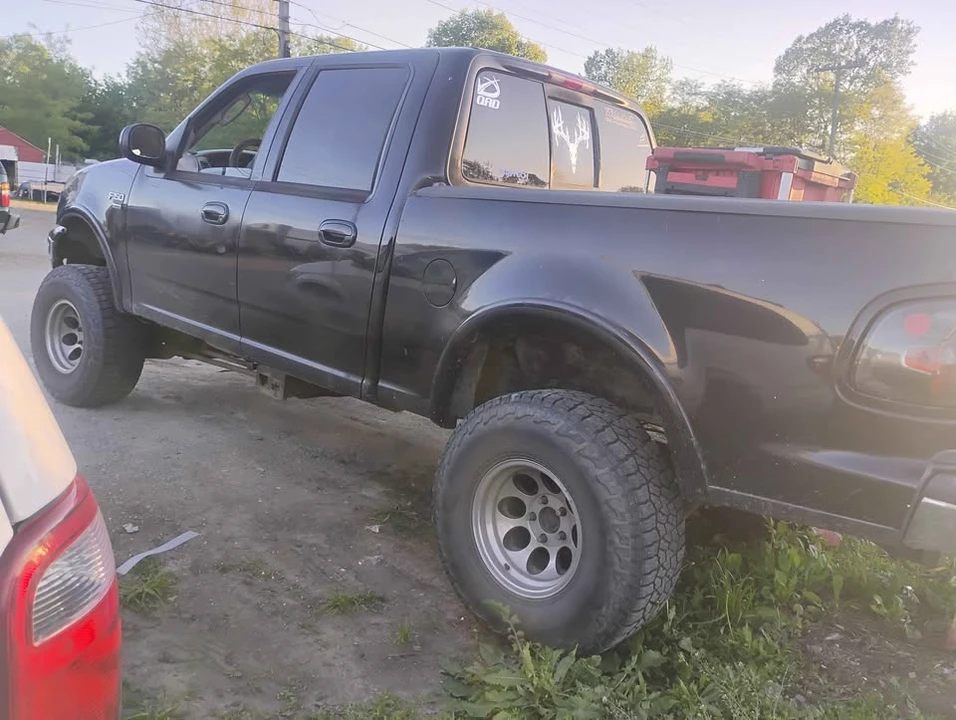 2002 Ford F-150 10th Gen - Image 4 of 11