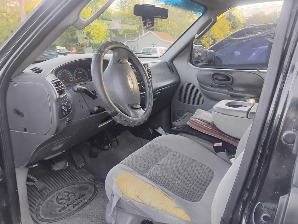 2002 Ford F-150 10th Gen - Image 5 of 11