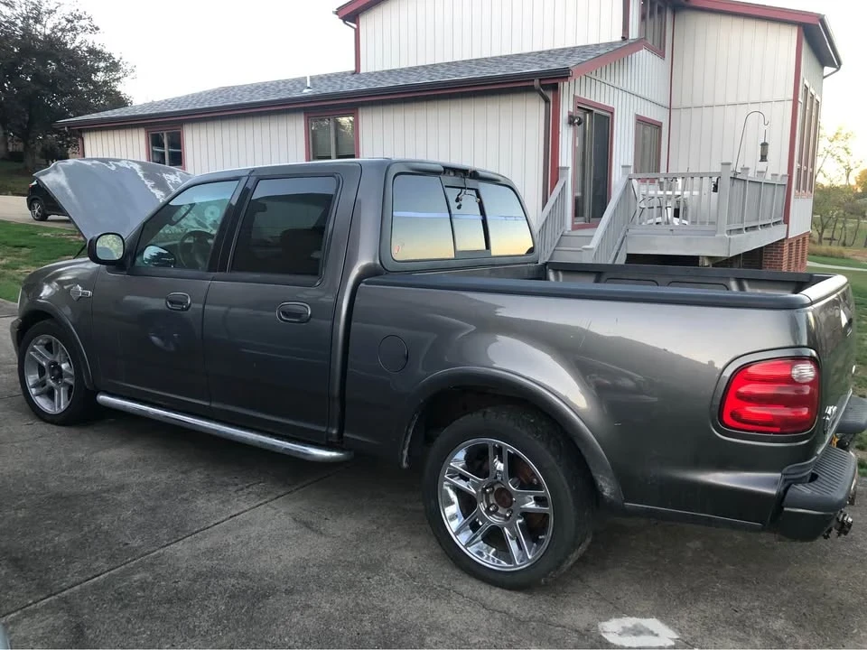 2002 Ford F-150 10th Gen - Image 2 of 10
